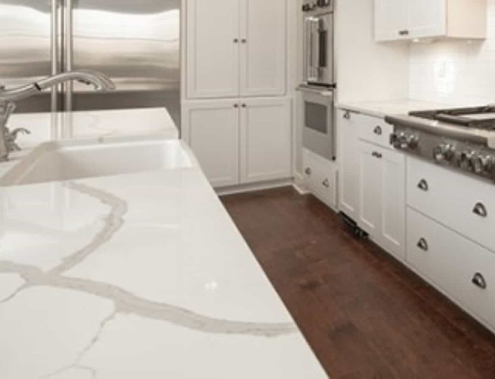 What's the Best Countertop Quartz vs Marble vs Solid Surfaces