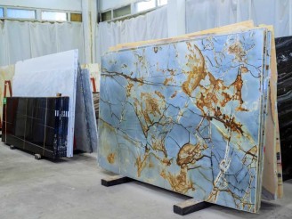 advantages of marble slabs